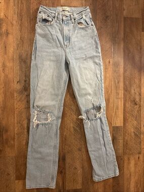 Abercrombie & Fitch Curve Love 90s straight ultra high rise distressed jeans